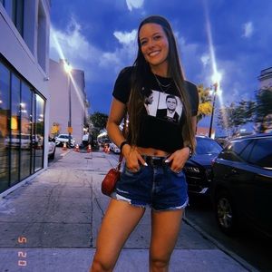 Meet your Posher, Amanda